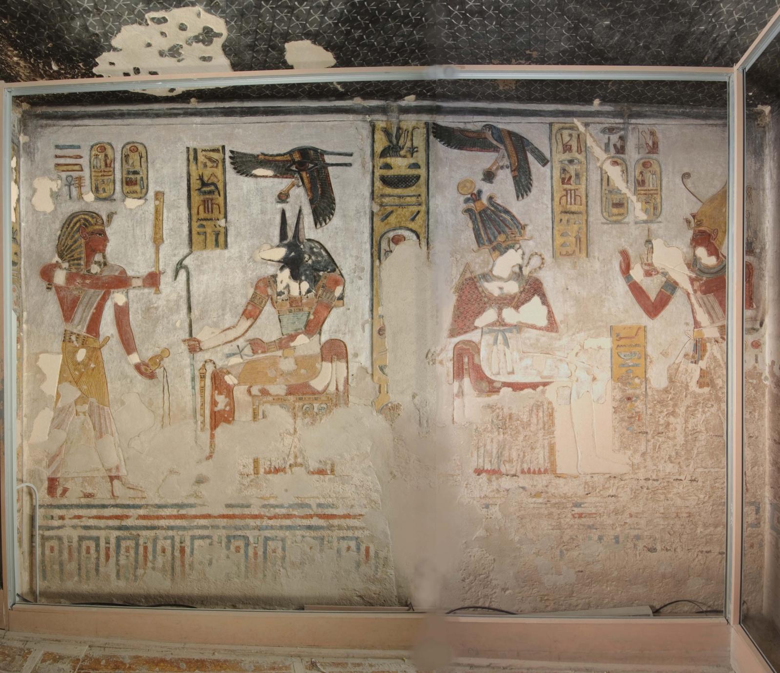 KV 11: Chamber D1:  right wall, general