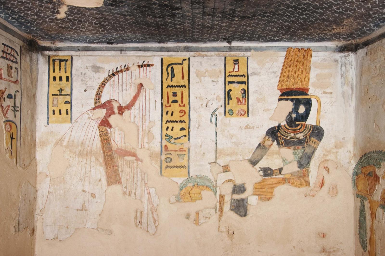 KV 11: Side Chamber Cd:  left wall, upper section