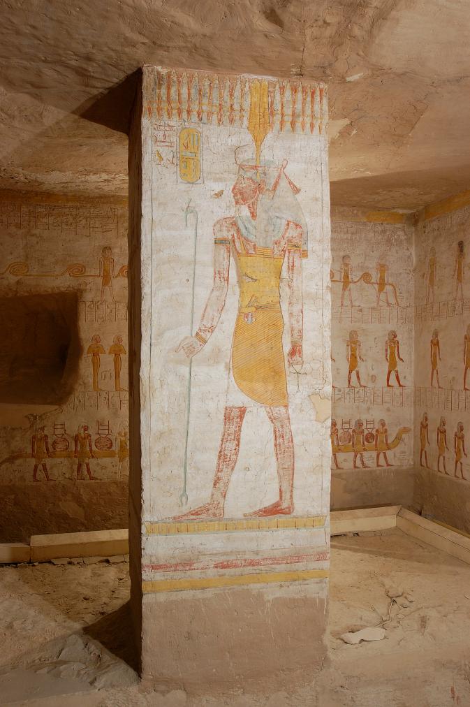 Pillar 2, right face.