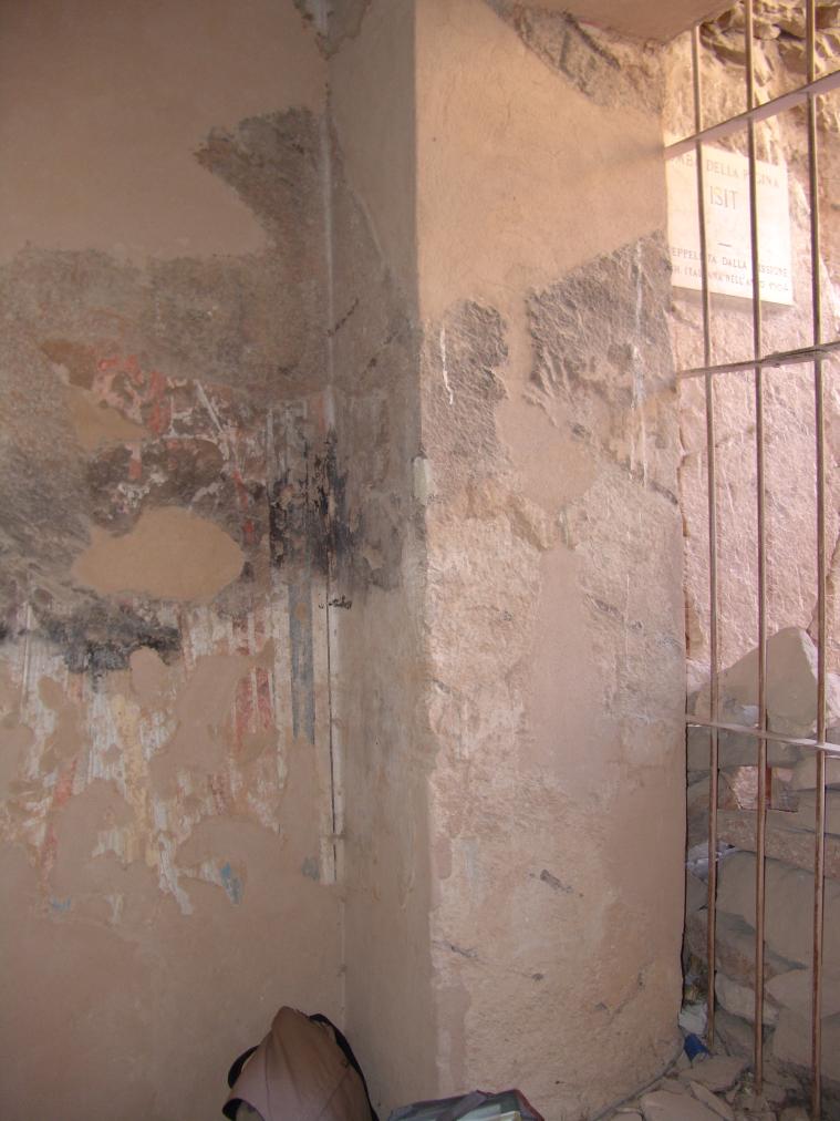 View of right thickness of Gate B